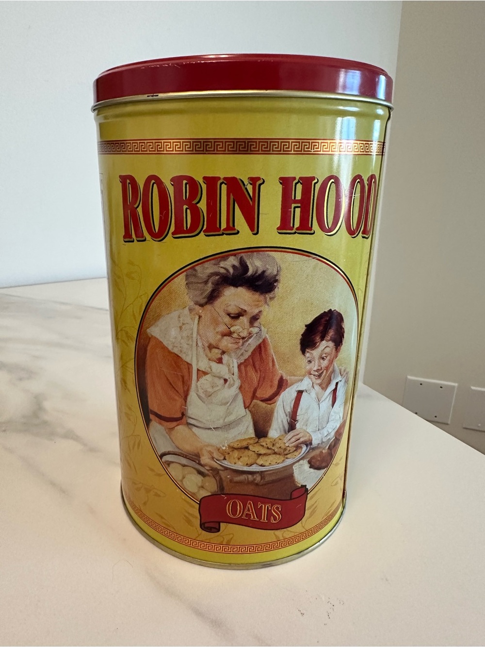 Vintage Yellow Robin Hood Oats Tin with Red Lid - 1kg